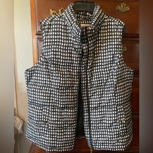 Houndstooth quilted vest Large/petite